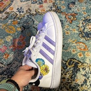 Adidas grand court base floral shoes size 6.5